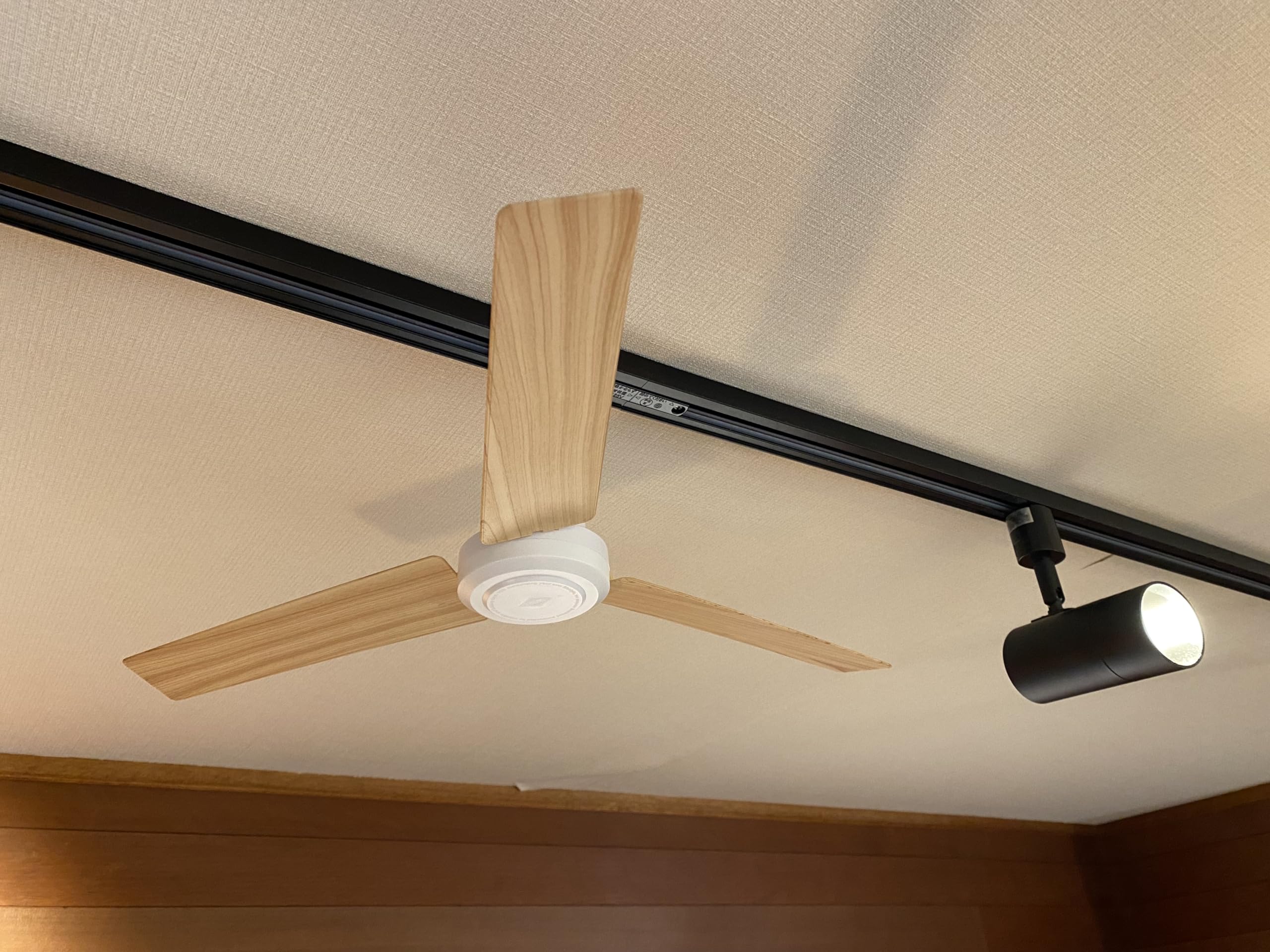 Amazon | DUCT RAIL FAN DC plus 50 (WH×WOOD_NT) サーキュレーター