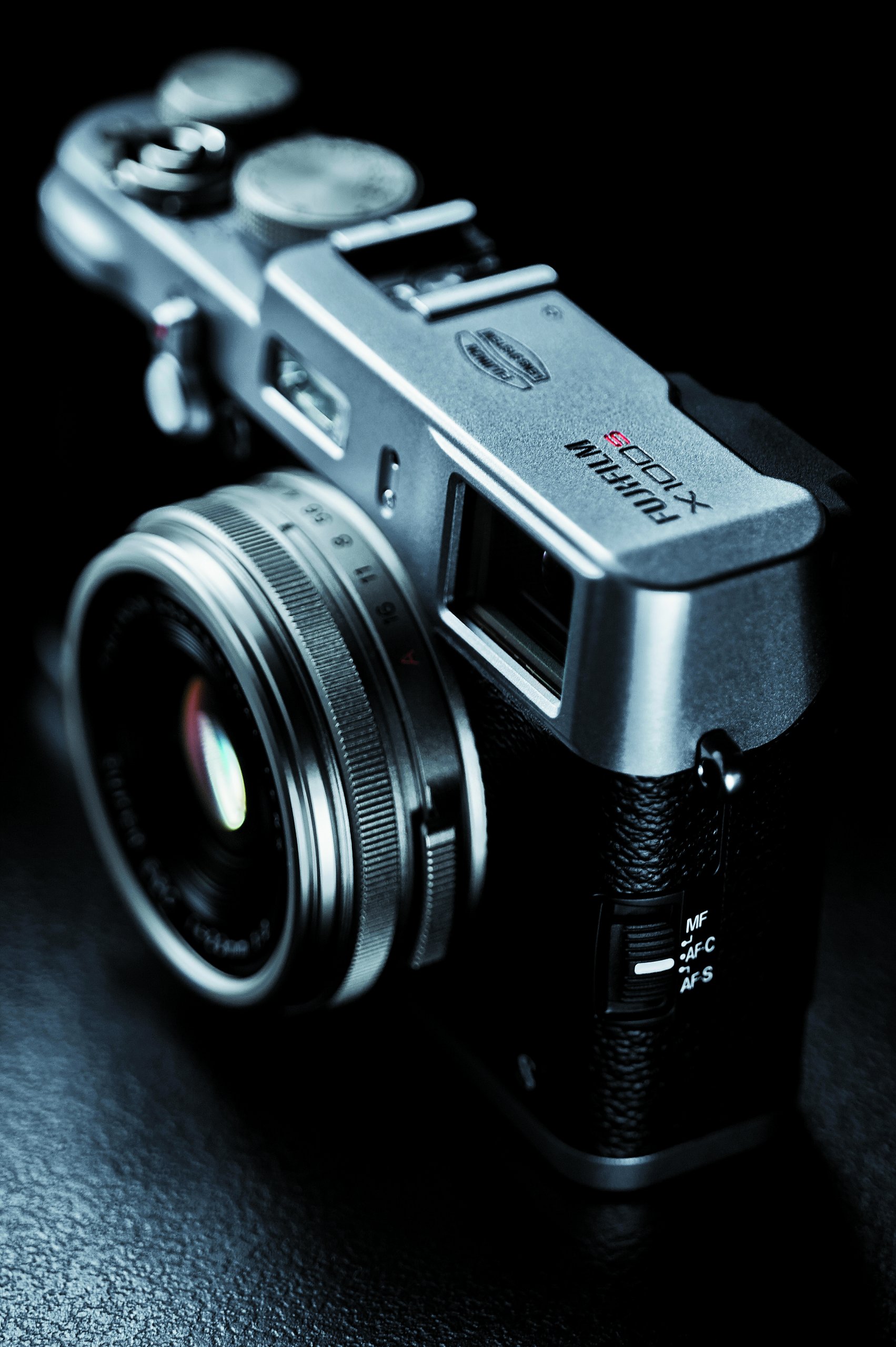 Amazon.com : Fujifilm X100S 16 MP Digital Camera with 2.8-Inch LCD