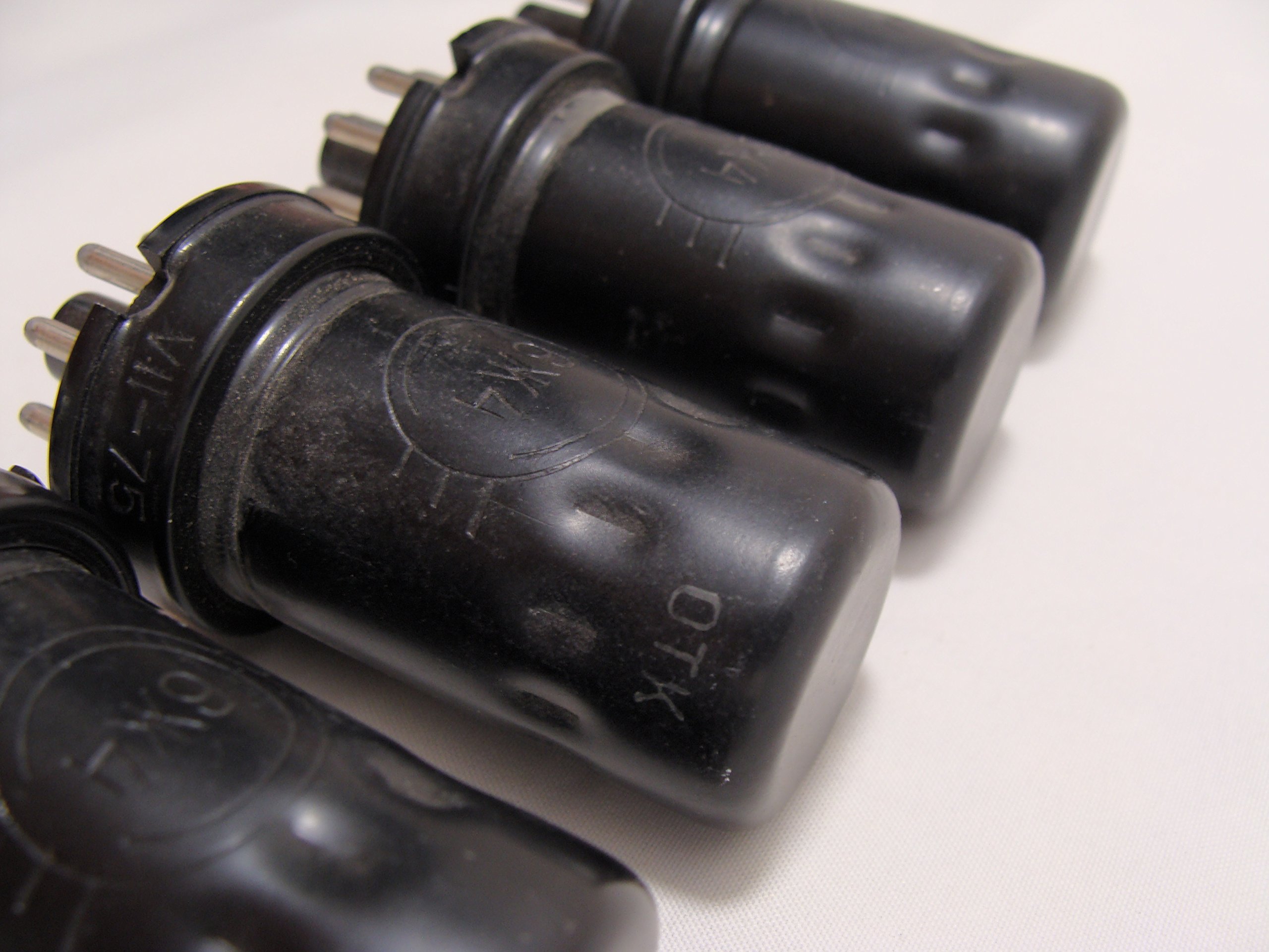 Amazon | ロシア製真空管 6J4 (6AC7 6AJ7) メタルシールド管 SVETLANA