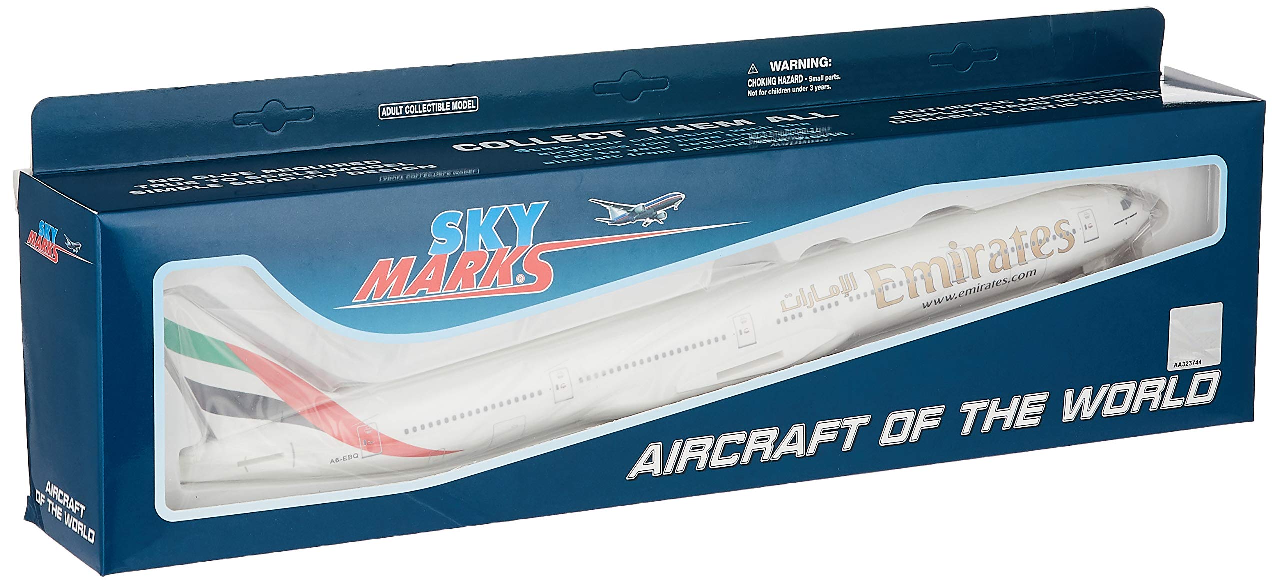 Amazon | SKY MARKS 1/200 777-300ER エミレーツ航空 ギア付 完成品