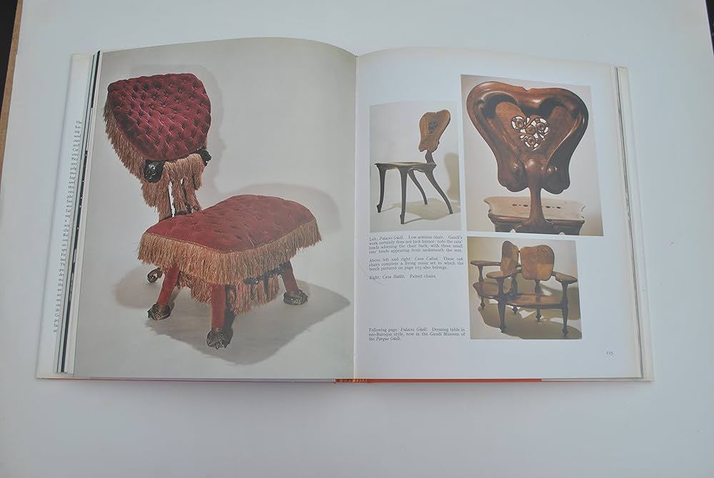 Amazon.co.jp: Gaudi: The Visionary : Descharnes, Robert, Prevost