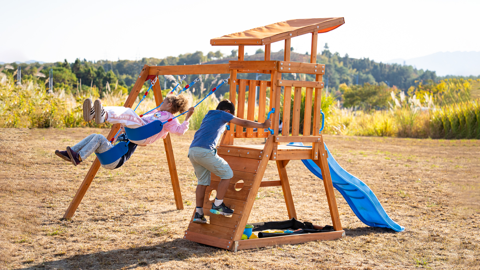 GOLDWIN スウェーデンチームレプリカ セットアップ 150cm ジュニア