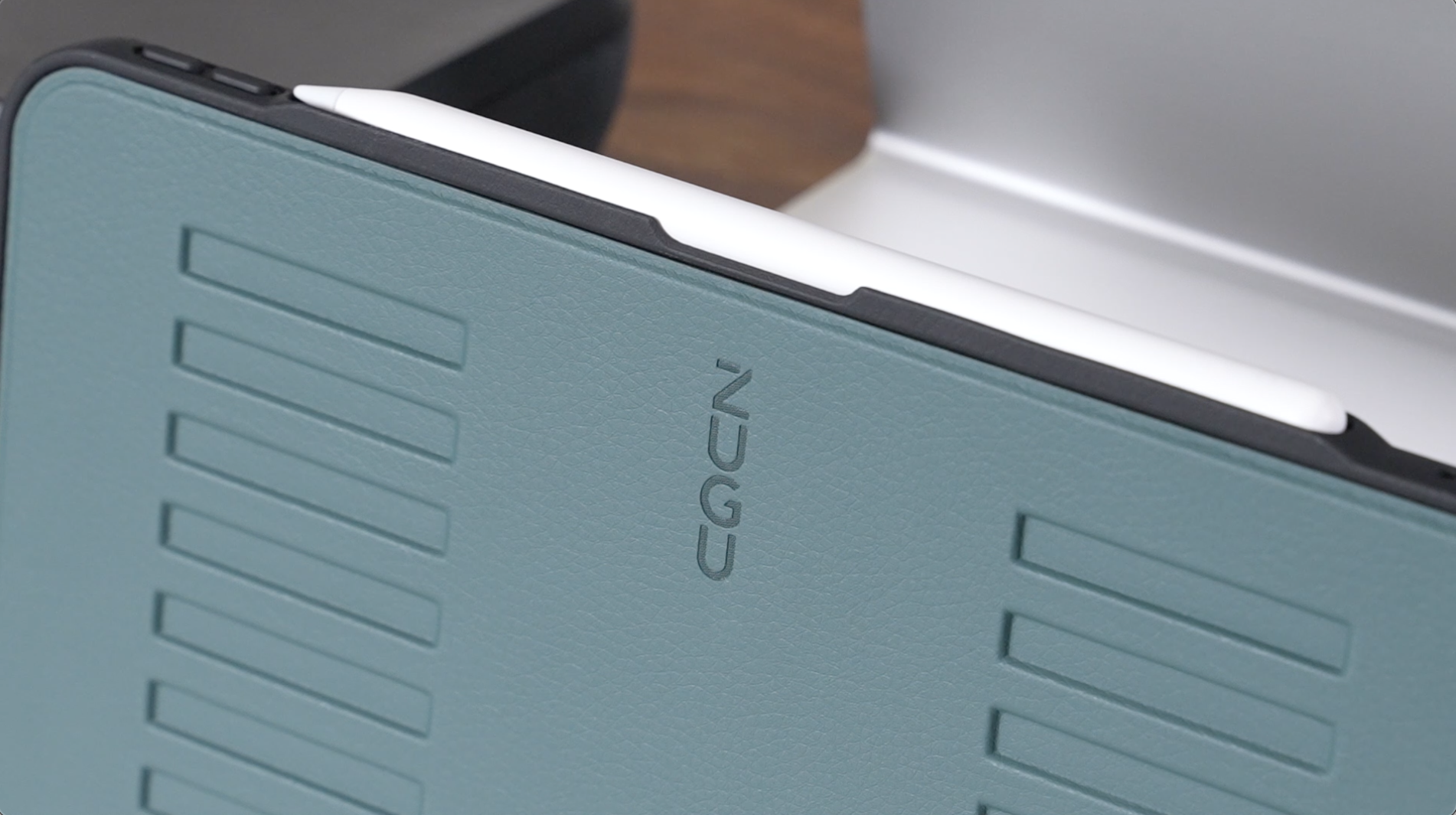 Amazon.com : ZUGU Case for iPad Pro 13 (M4/M5) 2024/2025, Slim