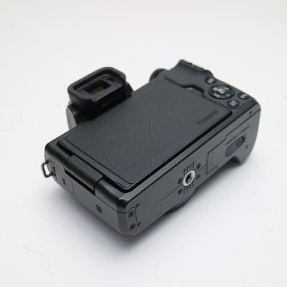 Amazon | キヤノン EOS Kiss M 【EF-M15-45 IS STM レンズキット