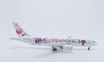 Amazon | Phoenix 1:400 PH04603 Japan Airlines Boeing 787-8 JA823J