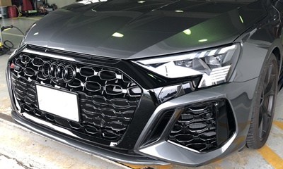 Audi純正A3(8Y/FL前)/A4(8W/FL後)/A5(F5/FL後) 4Ringsグロスブラック