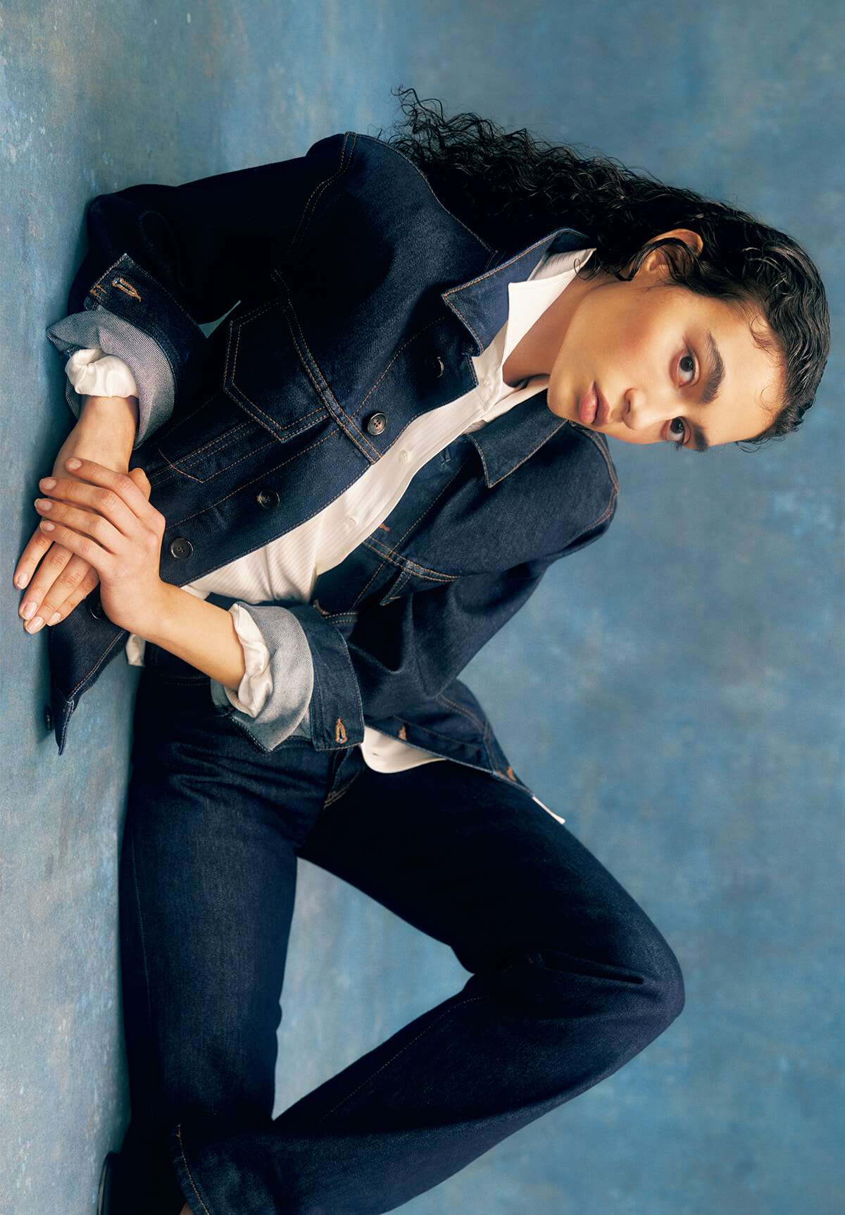 ロロ・ピアーナと日本を繋ぐ新素材、デニムシルク。｜Fashion