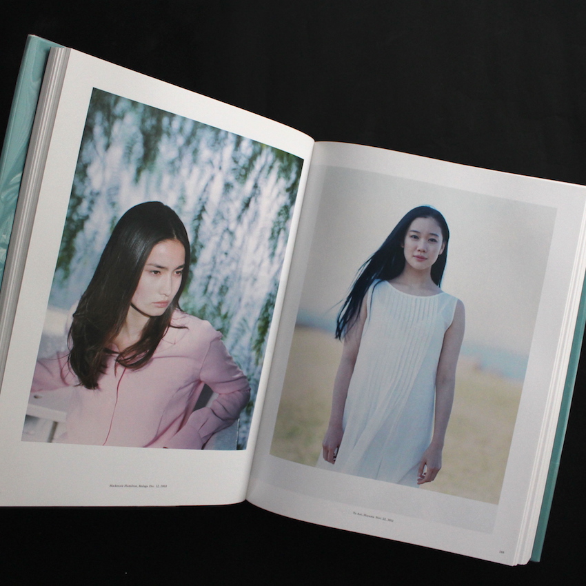 A Life with Camera Yoshihiko Ueda（First Printing, Signed） - 上田