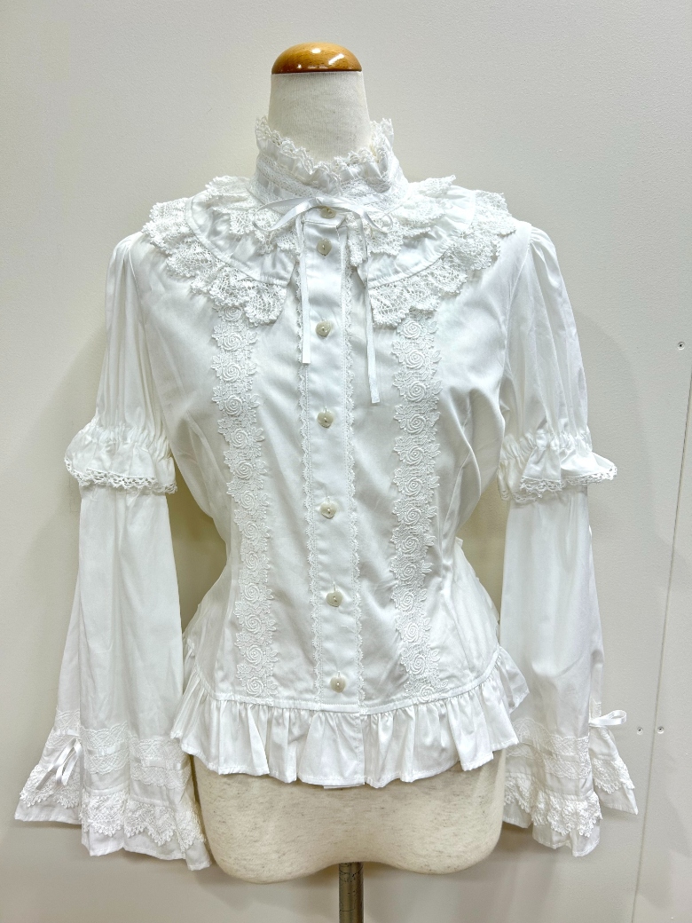 BABY,THE STARS SHINE BRIGHT フリルフリルブラウス - BELSELウェブ