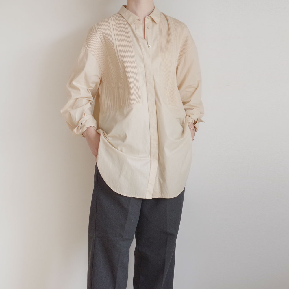 Pheeta フィータ : Trinity Shirt トリニティシャツ (Beige) | Tops