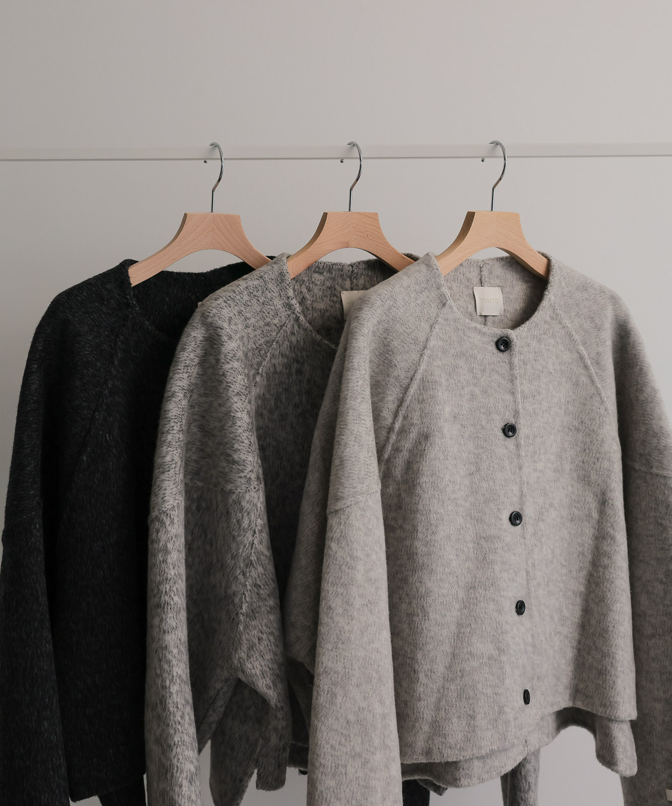 Oversized Collarless Short Coat | TENTO | TENTO online store