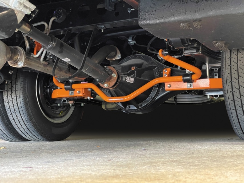 乗り心地改善】 スタビライザー - ユーアイビークル