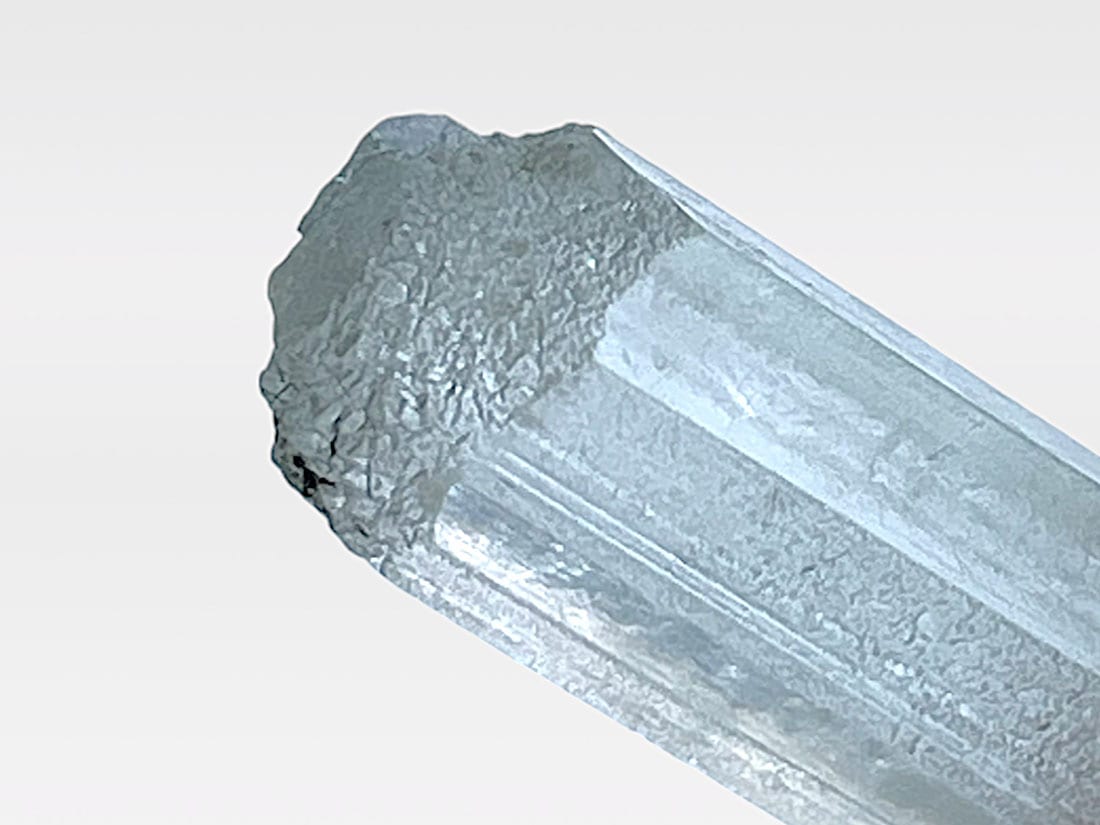 パキスタン産 アクアマリン 柱状結晶