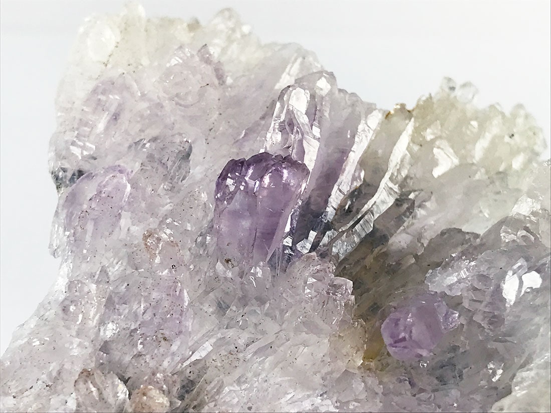 ブラジル産フラワーアメジストクラスター