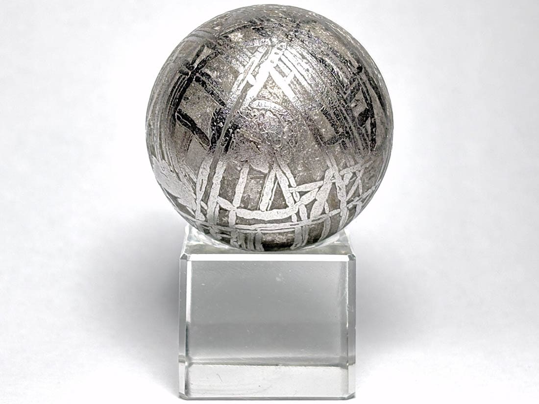 新疆ウイグル自治区産 アルタイ隕石 (162g) 丸玉 / Altai Meteorite