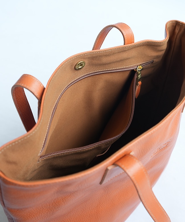 ◇【国内正規販売店】[54524-0-0814]IL BISONTE(イルビゾンテ)レザー