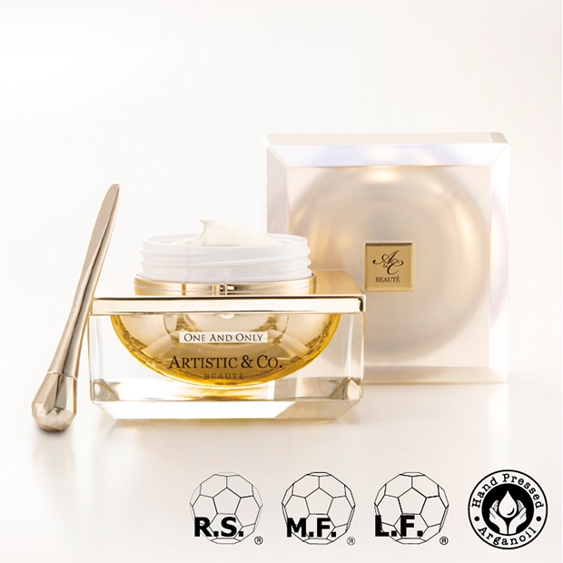 ARTISTIC&CO. PE ゴールデンビューティー ザ クリーム 金箔配合 PE ゴールデンビューティー ザ クリーム -50g-<br>（保湿クリーム