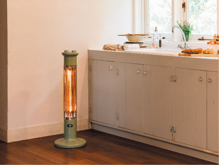 アラジン CAH-1G9C(W) 遠赤外線ヒーター2022年製 遠赤グラファイト