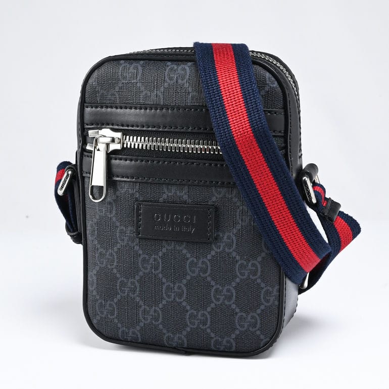 グッチ GUCCI ショルダーバッグ GGスプリーム メンズ ブラック 682357