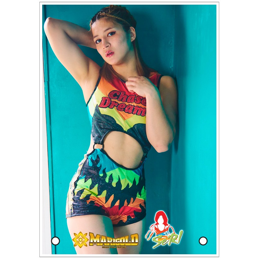 山岡聖怜 #18 マリーゴールド アクリルパネル A5サイズ 直筆サイン入り