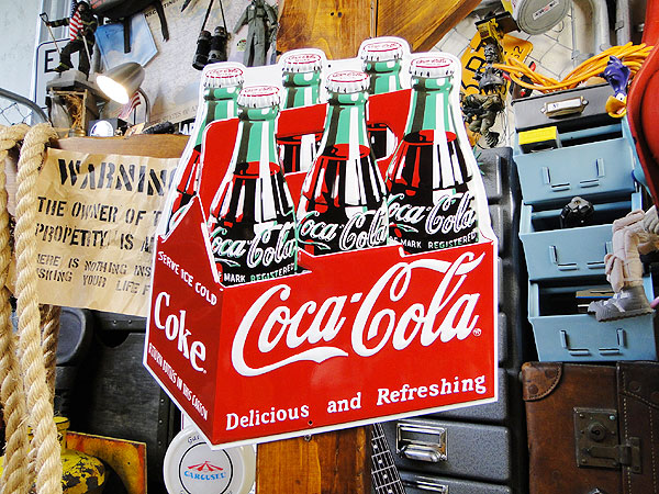 コカ・コーラブランド 6パックカートンボックス エンボス ティンサイン