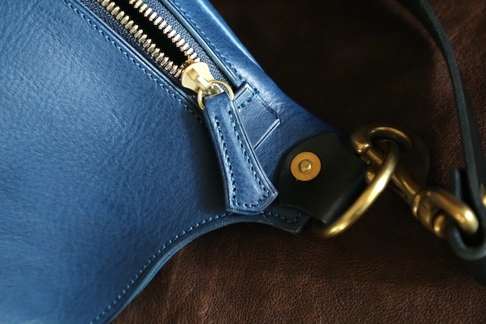 limited】 クロスボディバッグ tasca（タスカ） ロイヤルブルー | Bag