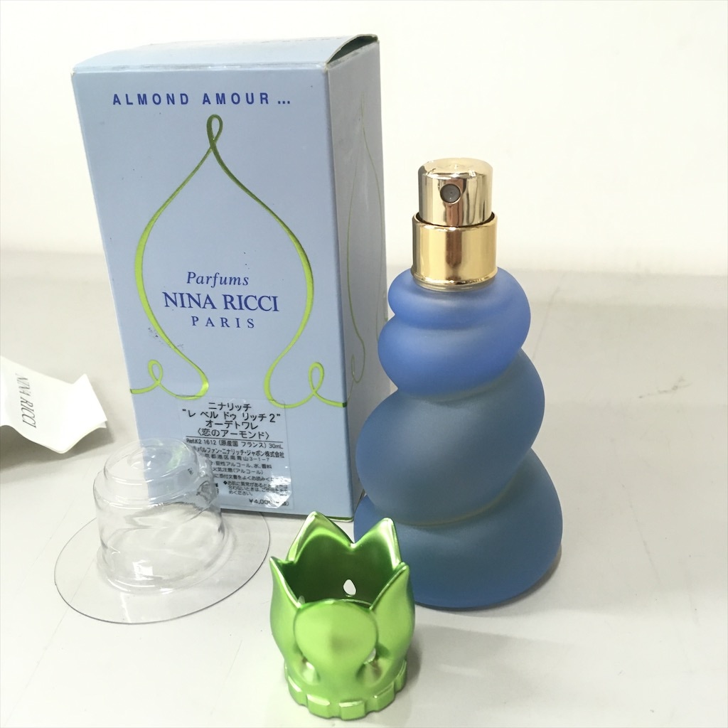 中古 NINA RICCI ニナリッチ 恋のアーモンド レベルドゥリッチ2 30ml瓶 8割