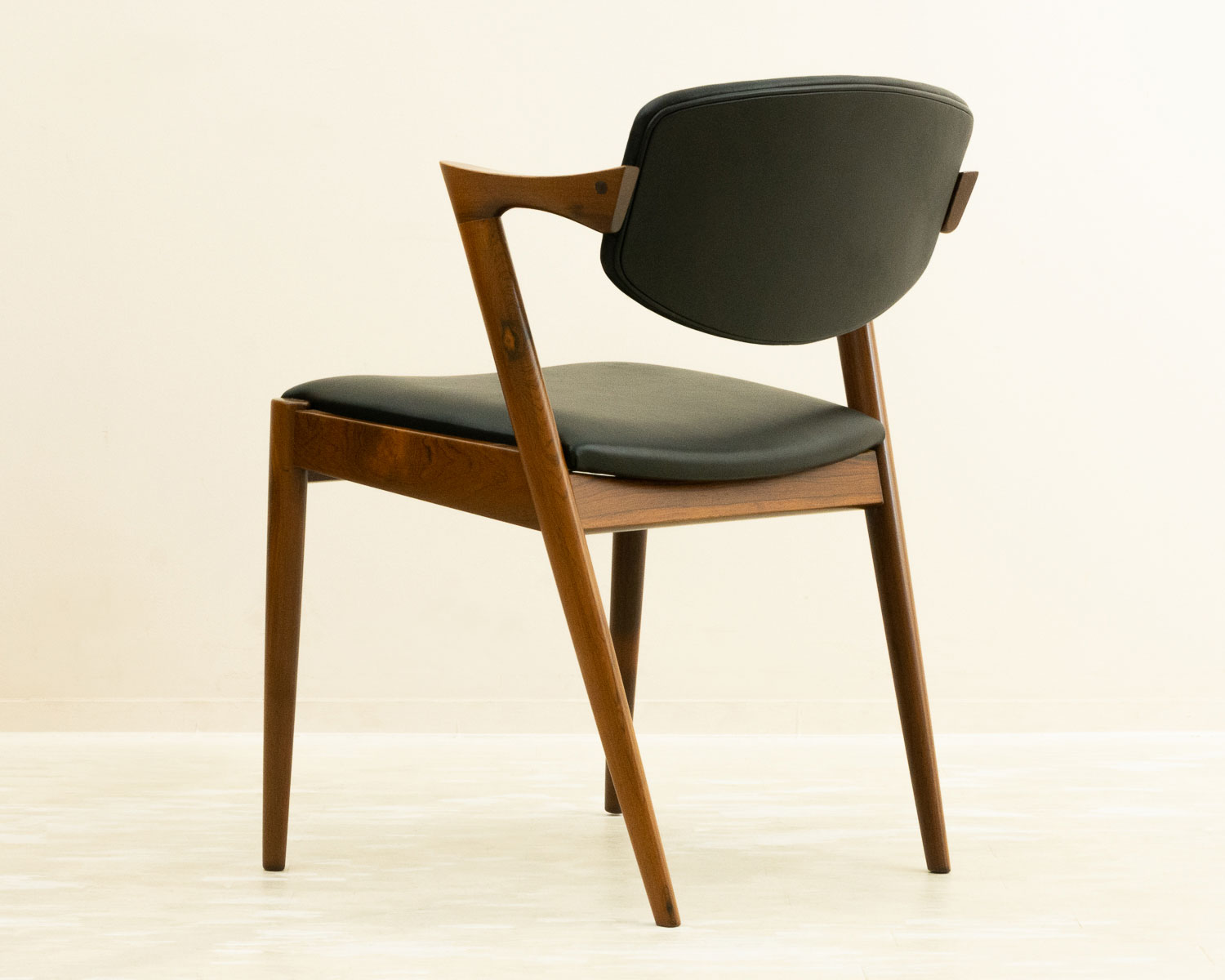 42 アームチェア カイクリスチャンセン ローズウッド 北欧家具 通販