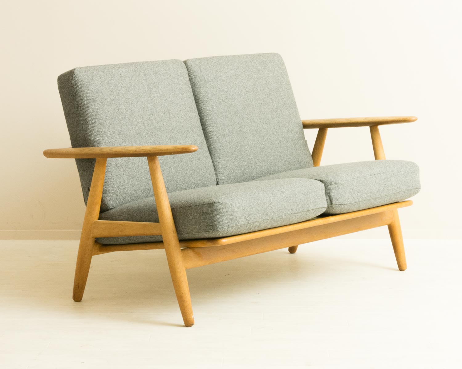 GE240 2人掛けソファ ウェグナー オーク 北欧家具 通販 CLOVERSKY