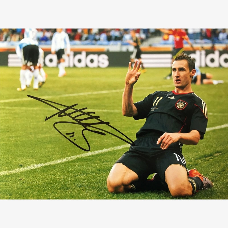 クローゼ直筆サイン入りドイツ代表10/11フォト | THE DUGOUT