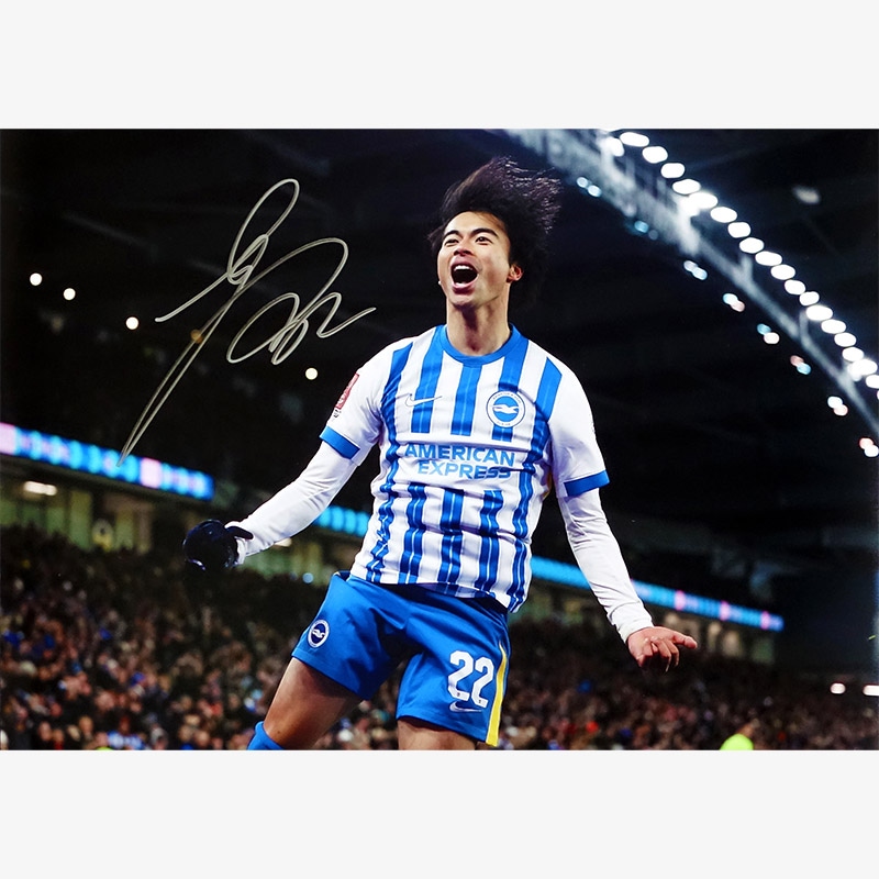 三笘薫 直筆サイン入りブライトン24/25フォト (セレブレーション