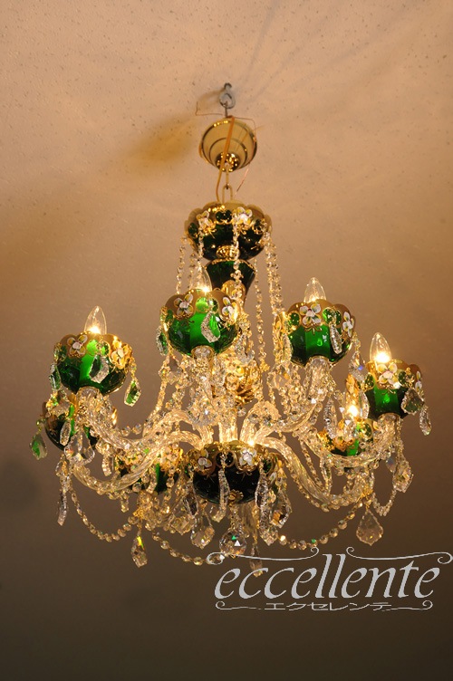 チェコ製 ボヘミアクリスタル シャンデリア 8灯 green+gold｜Bohemian