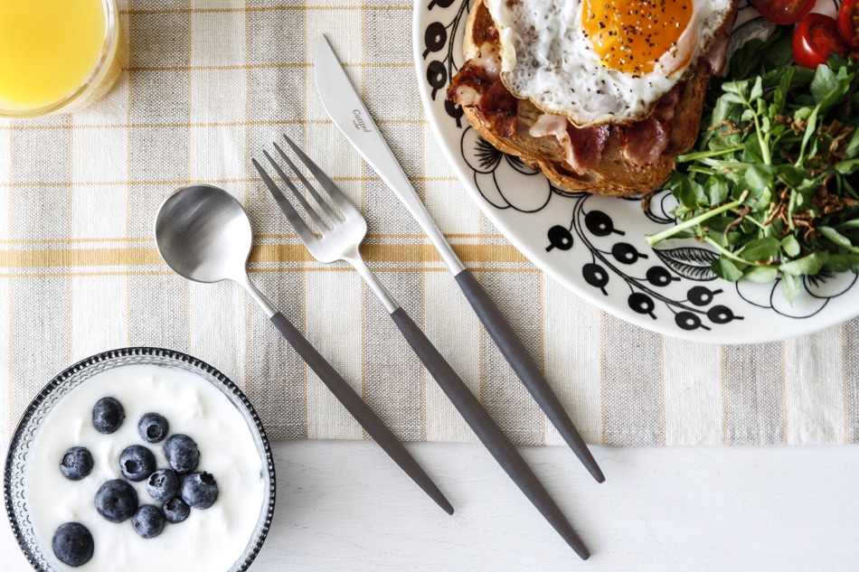 ゴア／GOA ブラック×シルバー カトラリー（クチポール／Cutipol