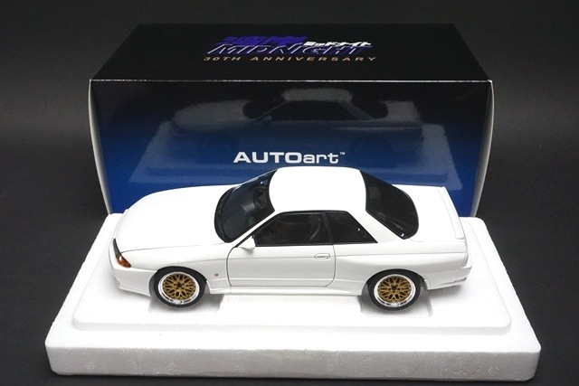 1/18 オートアート 77412 日産 スカイライン GT-R （R32） 『湾岸