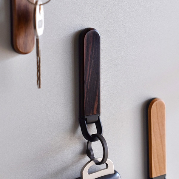 □【プレミアム】「KEYHOLDER MAG（黒檀）」鍵の居場所を作る