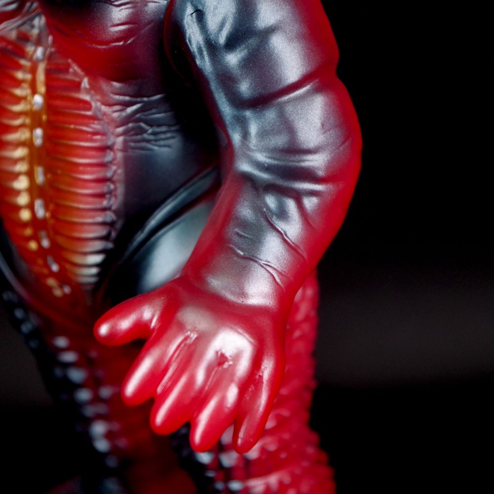 ブルマァク BULLMARK /ソフビ メフィラス星人/レッド｜墓場の画廊