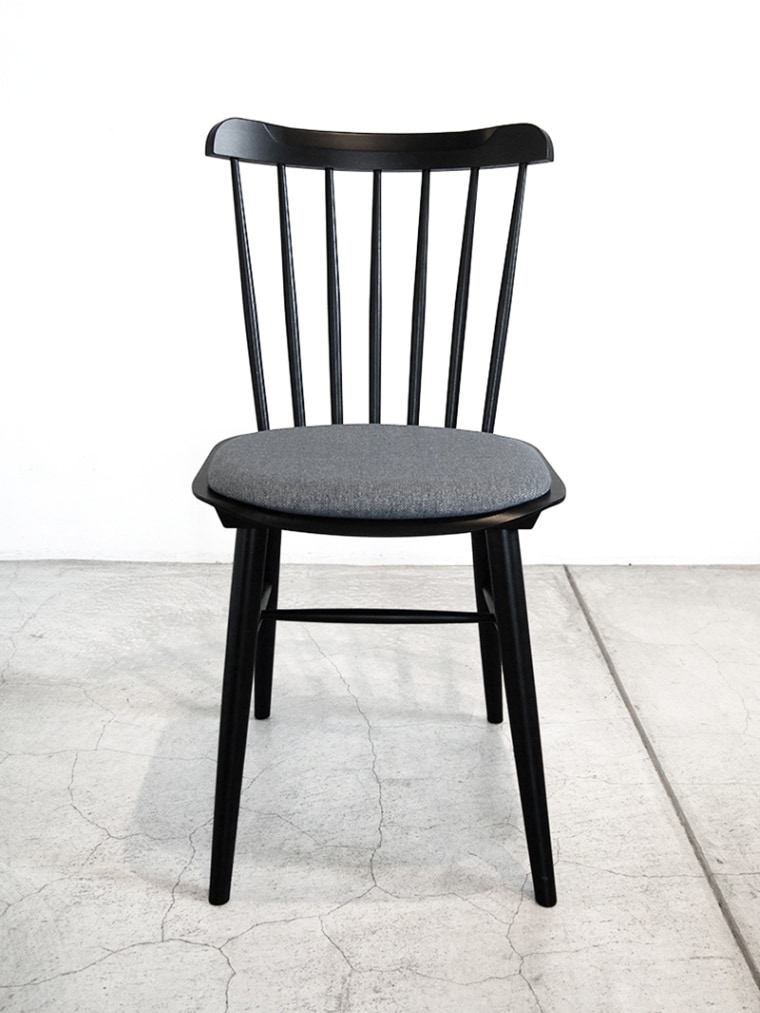 TO-35 Dark アイロニカ チェア TON チェア｜イデア