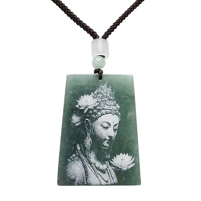 天然石4Aひすい本翡翠ジェダイト観音様フロスト加工紐ネックレス