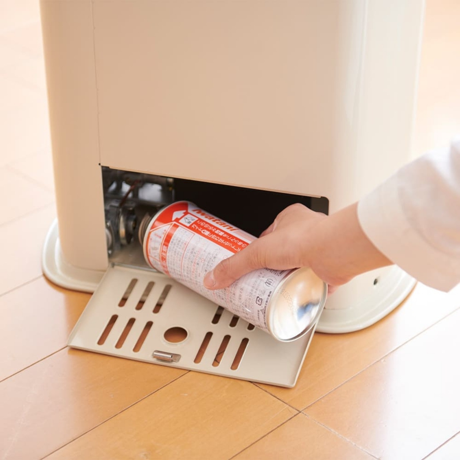 イワタニ カセットガスストーブ ハイパワータイプ『デカ暖II』 CB-STV