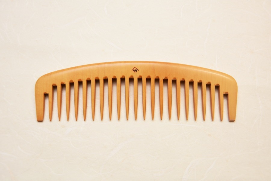 国産本つげ4.5寸荒とき櫛 (極荒) | つげ櫛,とき櫛 | 十三やオンライン