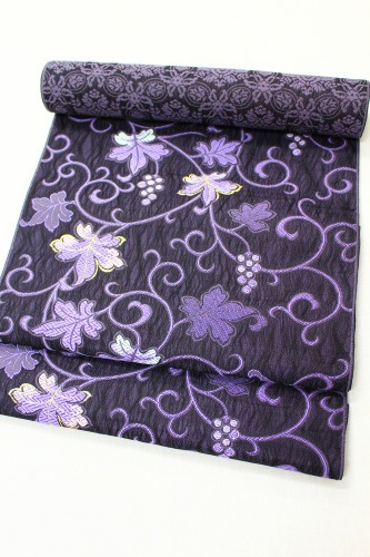 西陣織弥栄織物謹製 九寸名古屋帯「唐草葡萄」 | 販売着物商品,名古屋