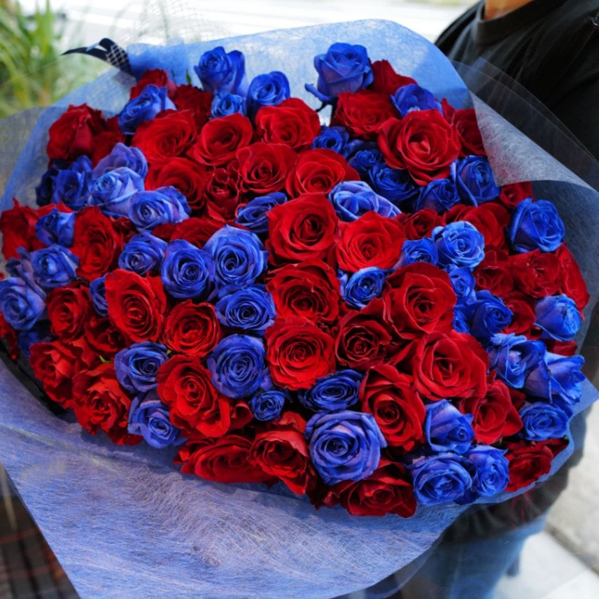 青いバラ50本赤薔薇50本 合計100本の花束 | すべての商品 | ROSESHOP