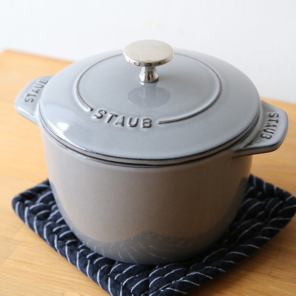 staub(ストウブ） ラ・ココット de GOHAN M ホーロー鍋16cm/1.8L
