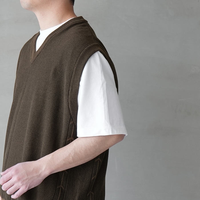 50%OFF】(ysk-25ss-kn09) / YASHIKI(ヤシキ) /Yozora V-neck Vest(夜空