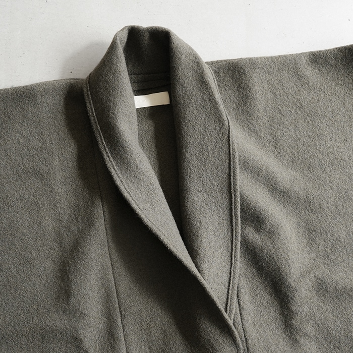 □(e253k092) / evam eva (エヴァムエヴァ) / press wool robe(プレス