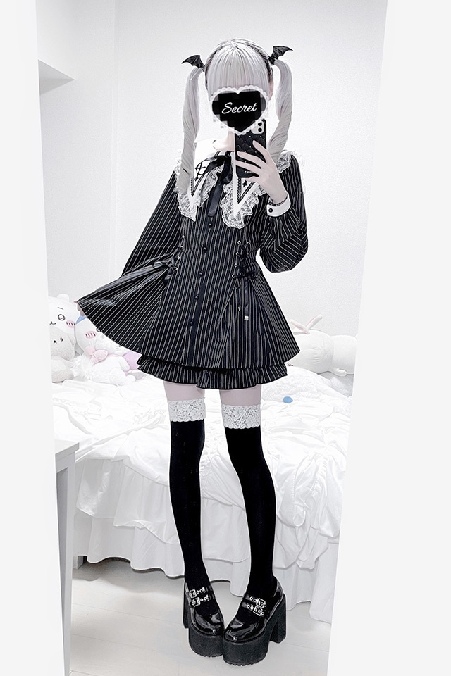 MA*RS】【二点セット】スピンドル付きクロス刺繍セットアップ - BLK