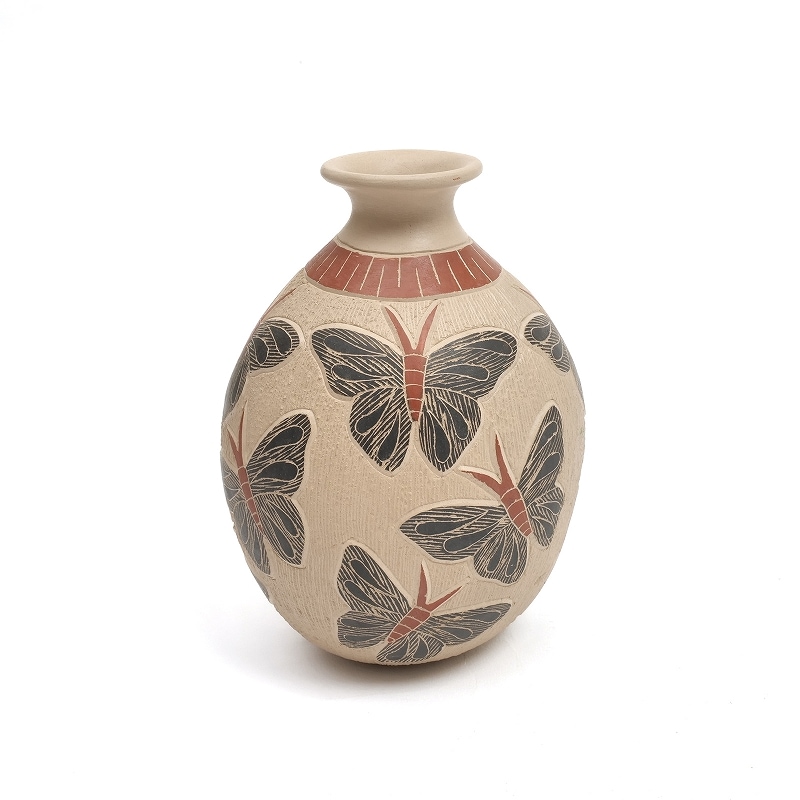 マタ・オルティス陶器 by Lupe Soto 蝶 壺｜マライカ公式通販