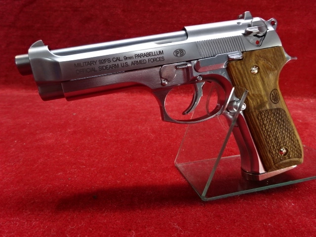 WE-TECH M92F カスタム オールシルバーメタルスライド イラクWAR 木製