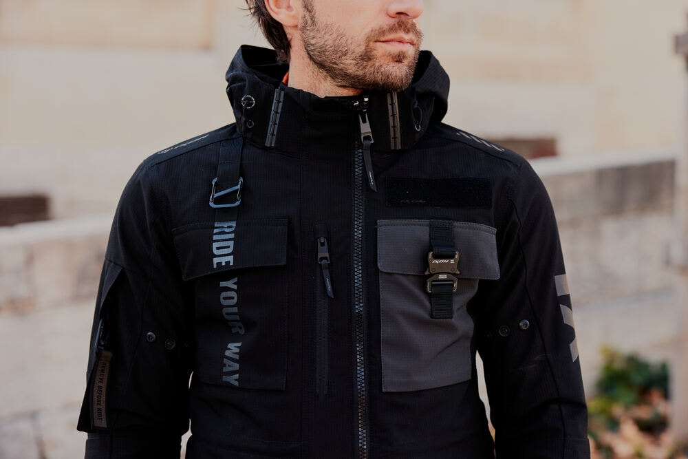 IXON（イクソン）M-NIGHT WP A 秋冬オールシーズンジャケット(KHAKI