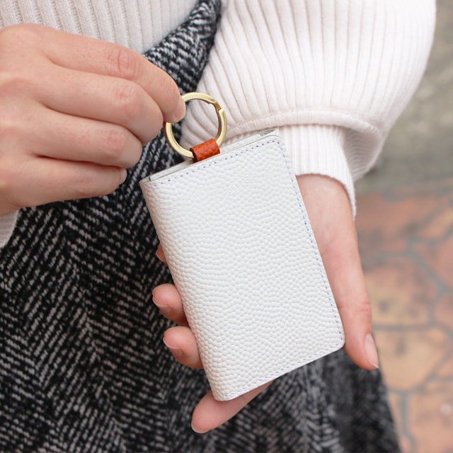 レザージー/leather-g】バスケ革のキーケース ホワイト レディース